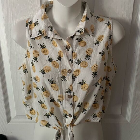 Pineapple Button Down Sleeveless Tie Bottom Women’s Shirt Size Large - Picture 1 of 8